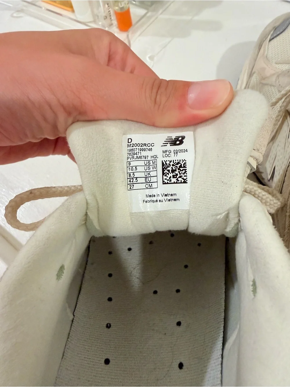 New Balance 2002r Women's Cream Sneakers
